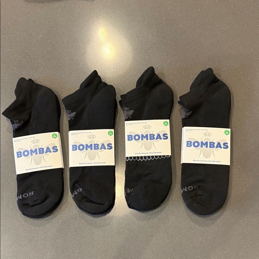 Bombas unisex Black Athletic Socks XL 4 pr